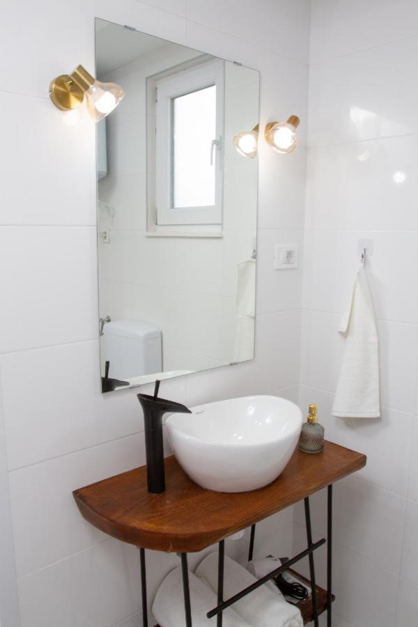 Vinea Suites トロギール エクステリア 写真